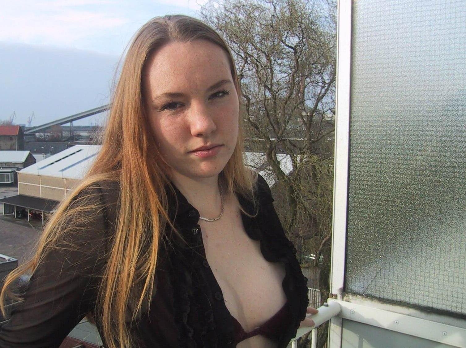 MélanieCalindeSex de Jura, Suisse